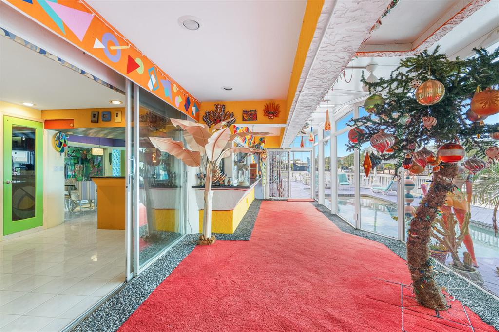 VENETIAN ISLES 1ST SEC - Residential