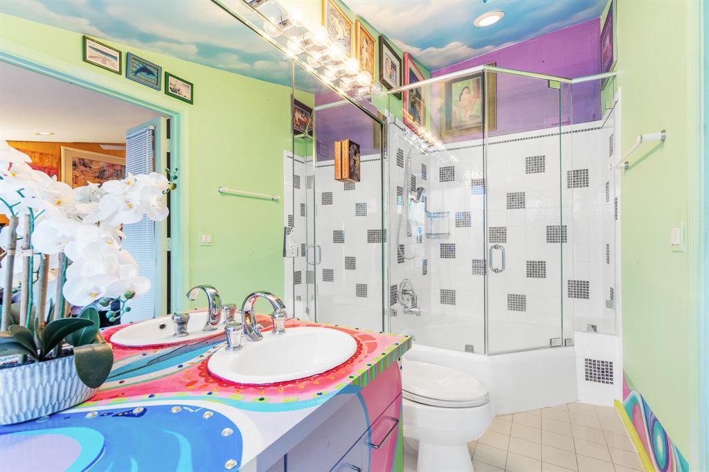 VENETIAN ISLES 1ST SEC - Residential