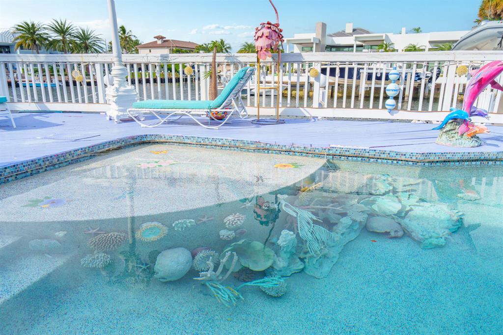 VENETIAN ISLES 1ST SEC - Residential