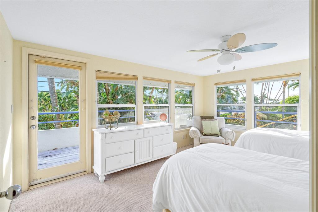 VENETIAN ISLES 1ST SEC - Residential