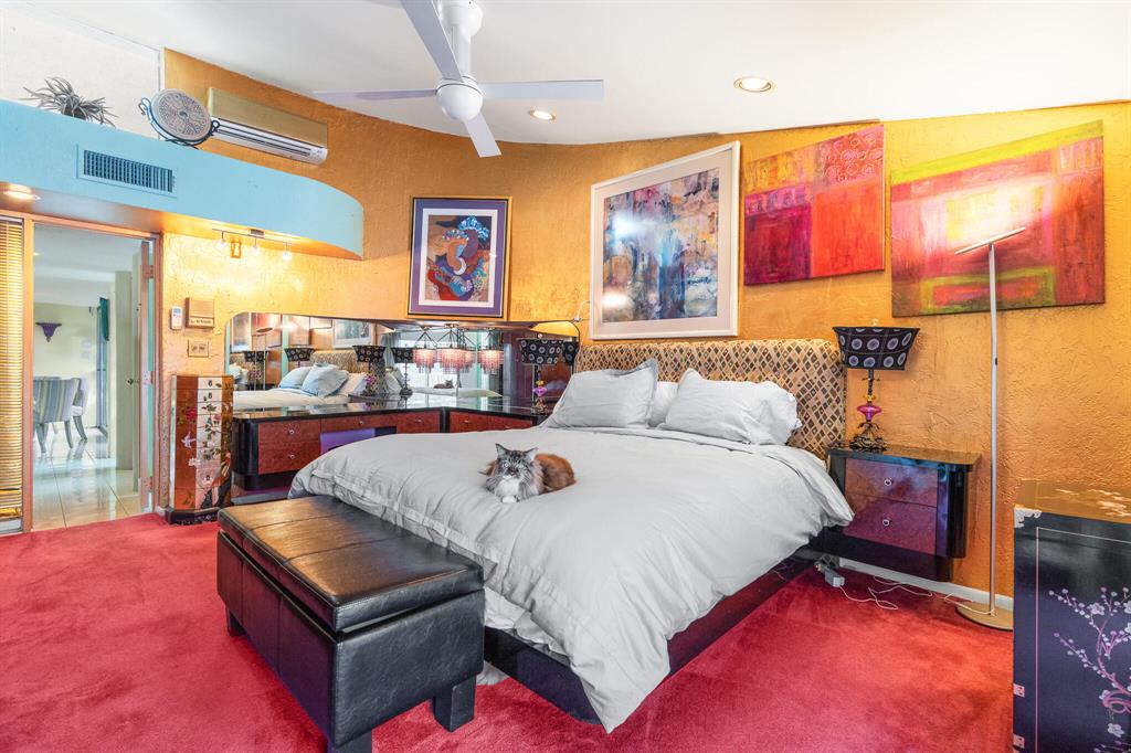 VENETIAN ISLES 1ST SEC - Residential