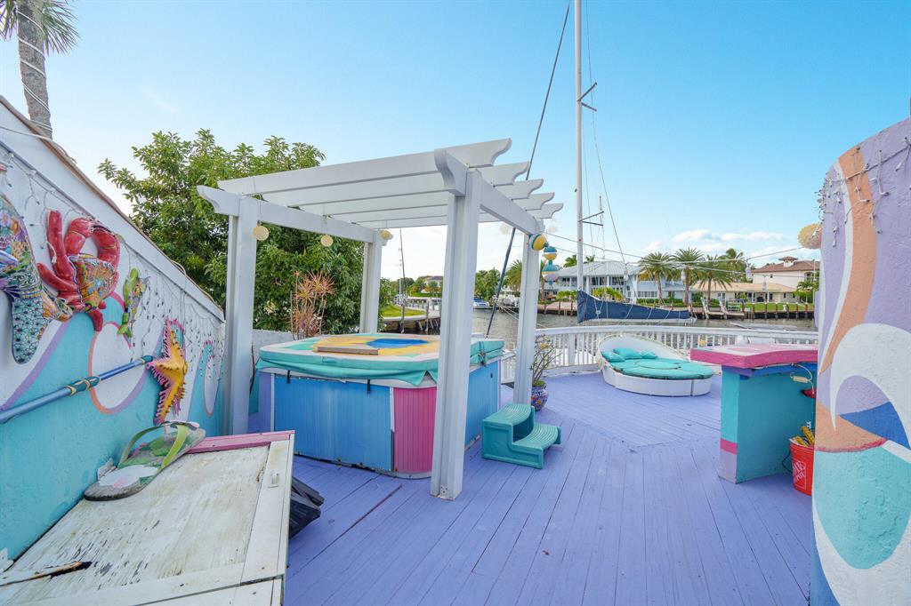 VENETIAN ISLES 1ST SEC - Residential