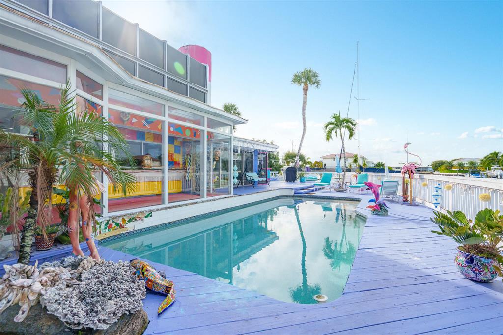 VENETIAN ISLES 1ST SEC - Residential