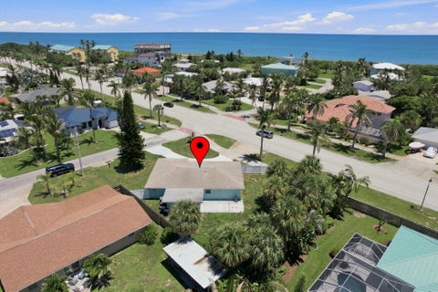 Photo of 1935 CYPRESS Avenue, Fort Pierce, FL 34949 (MLS # B26063631)