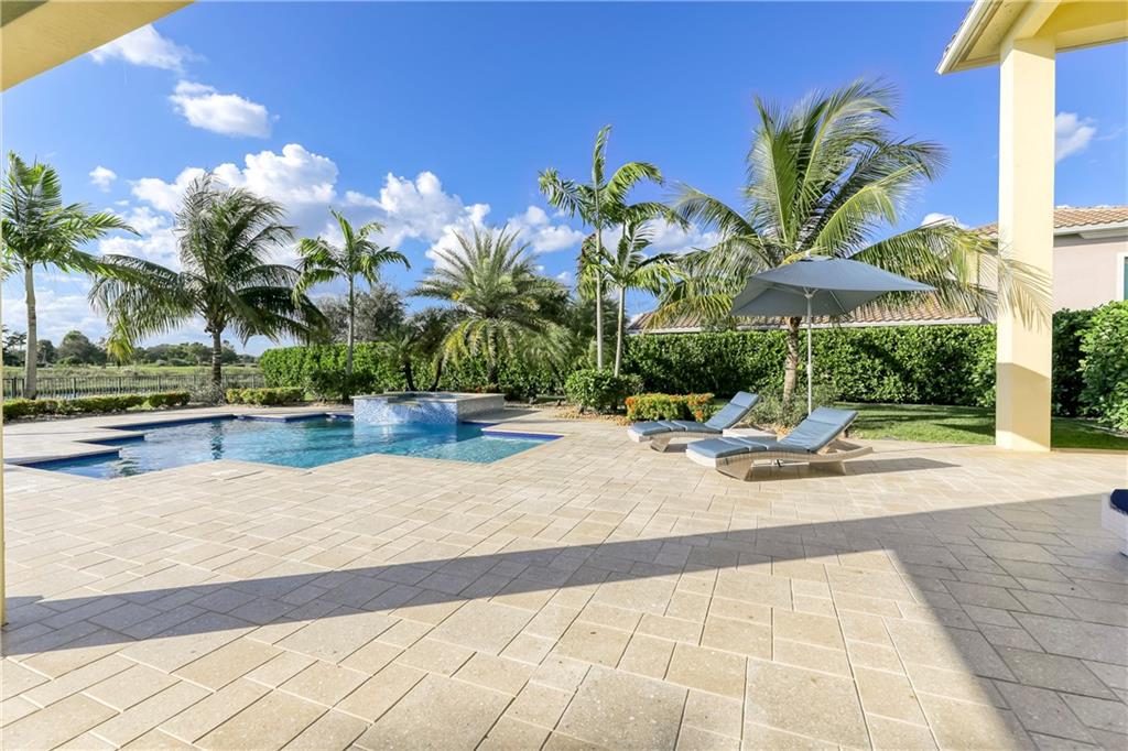 Parkland Golf & Country C - Residential