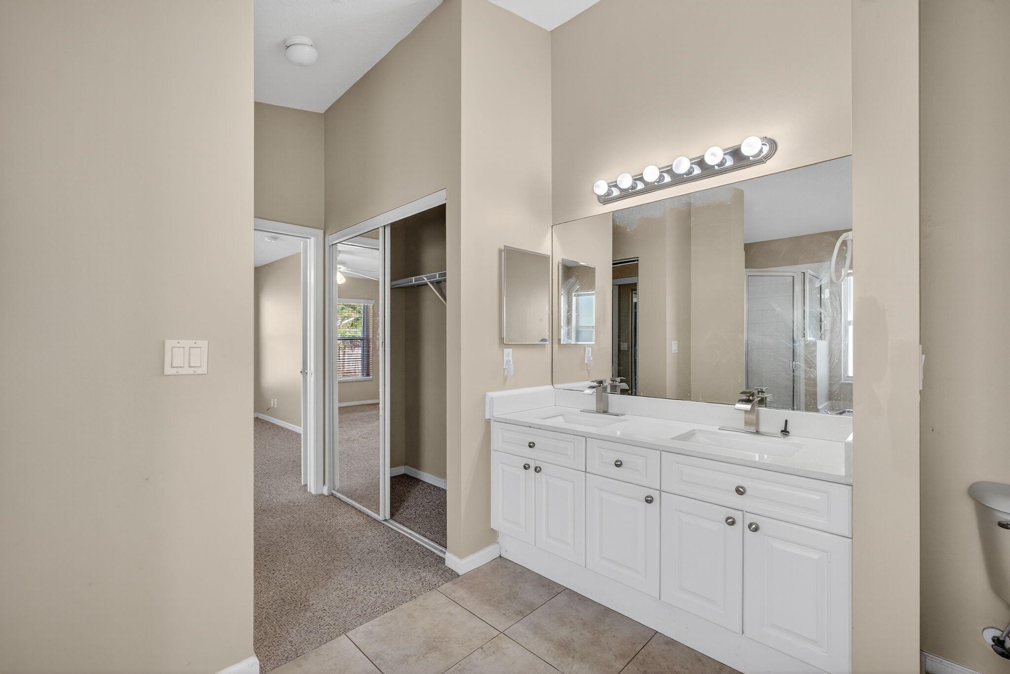 PALM BEACH GARDENS ESTATE - Residential