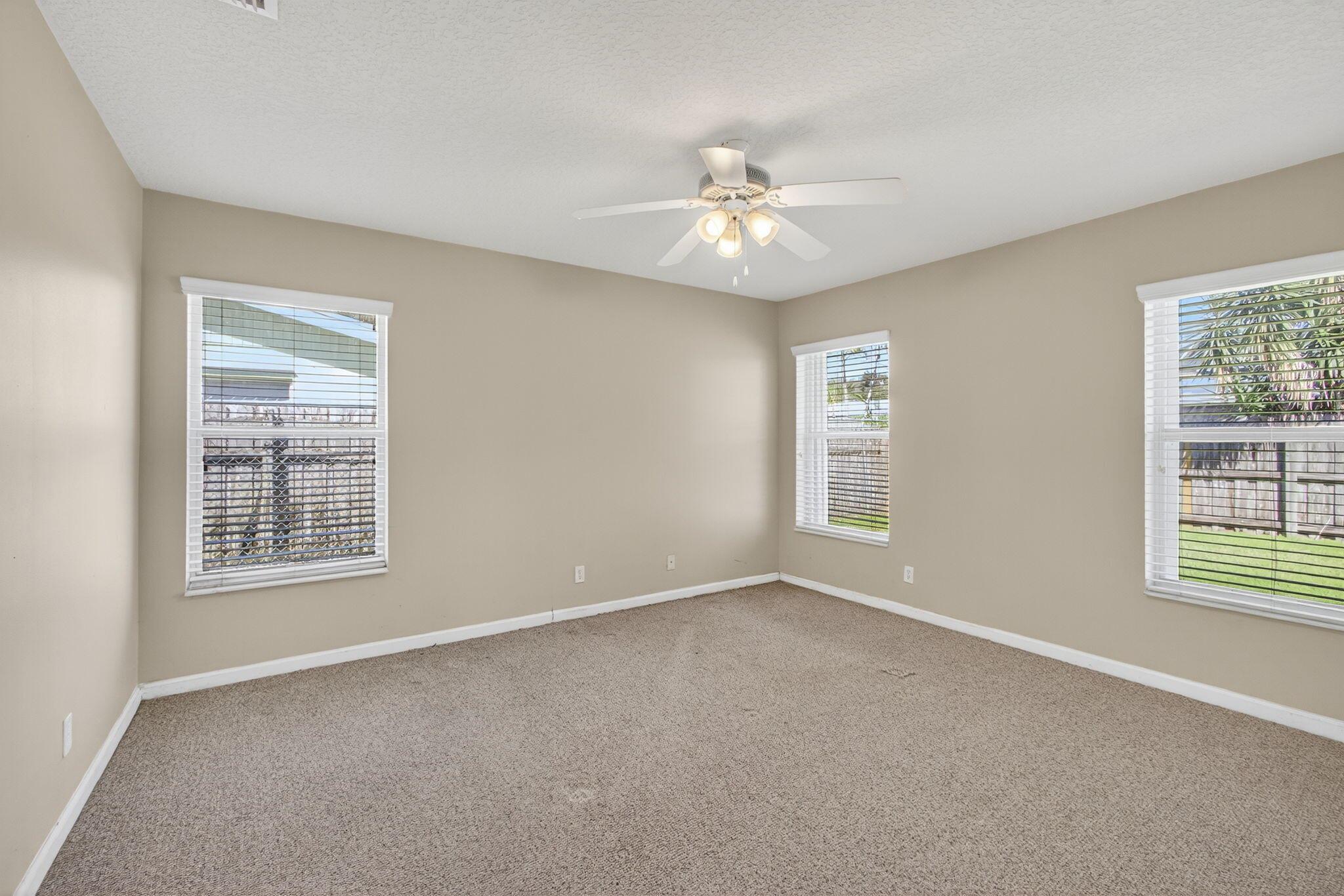 PALM BEACH GARDENS ESTATE - Residential