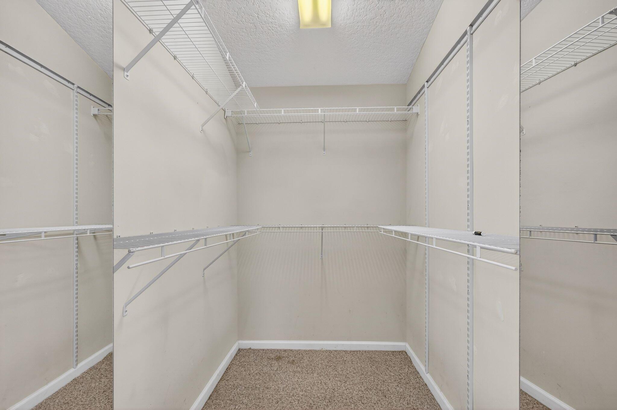 PALM BEACH GARDENS ESTATE - Residential