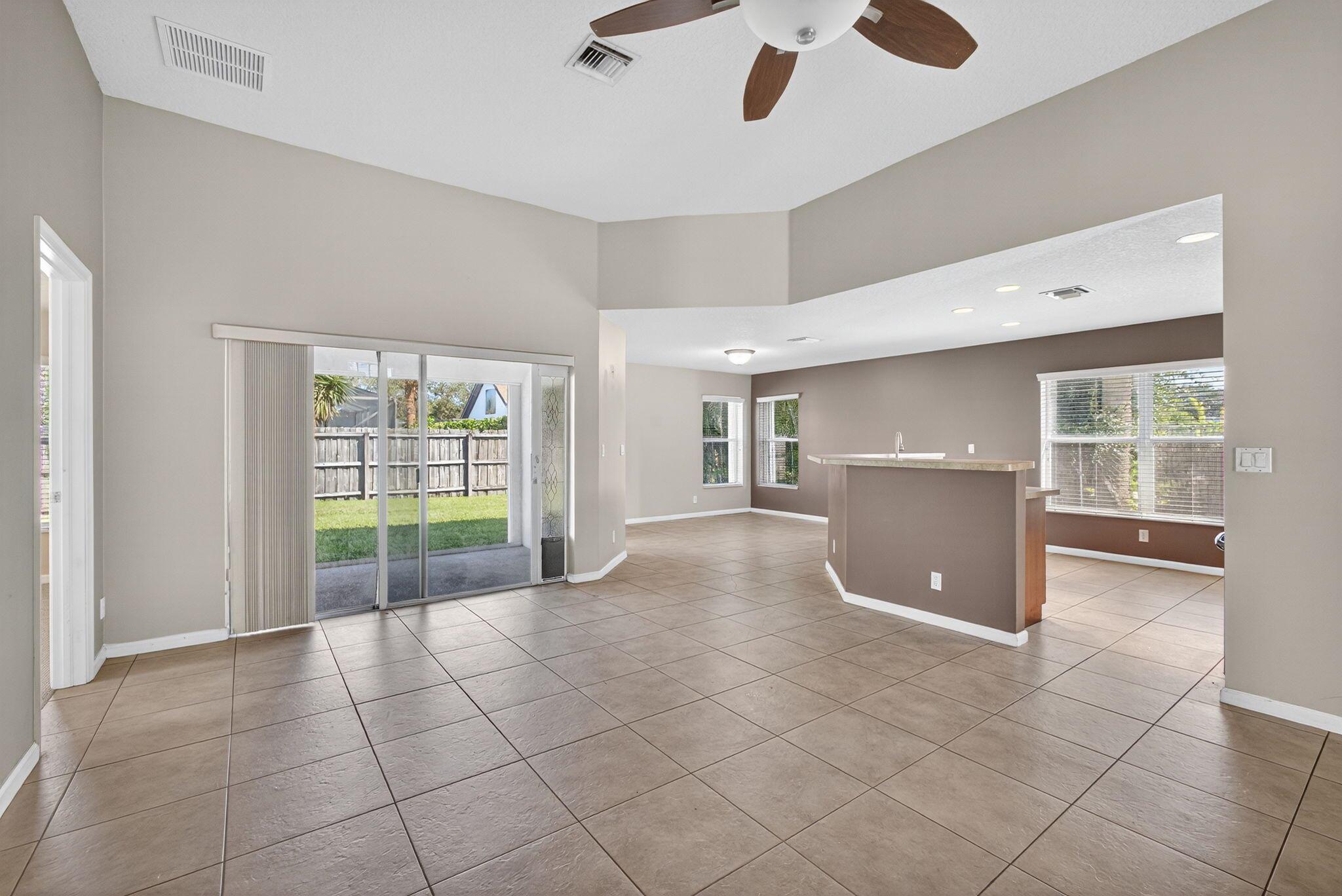 PALM BEACH GARDENS ESTATE - Residential