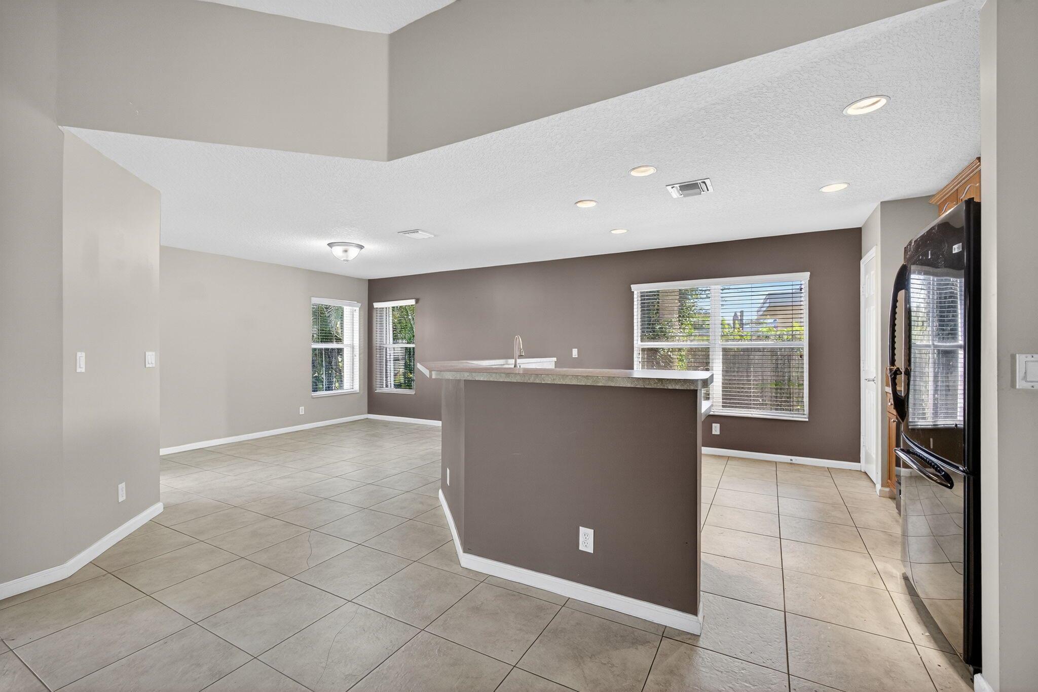 PALM BEACH GARDENS ESTATE - Residential