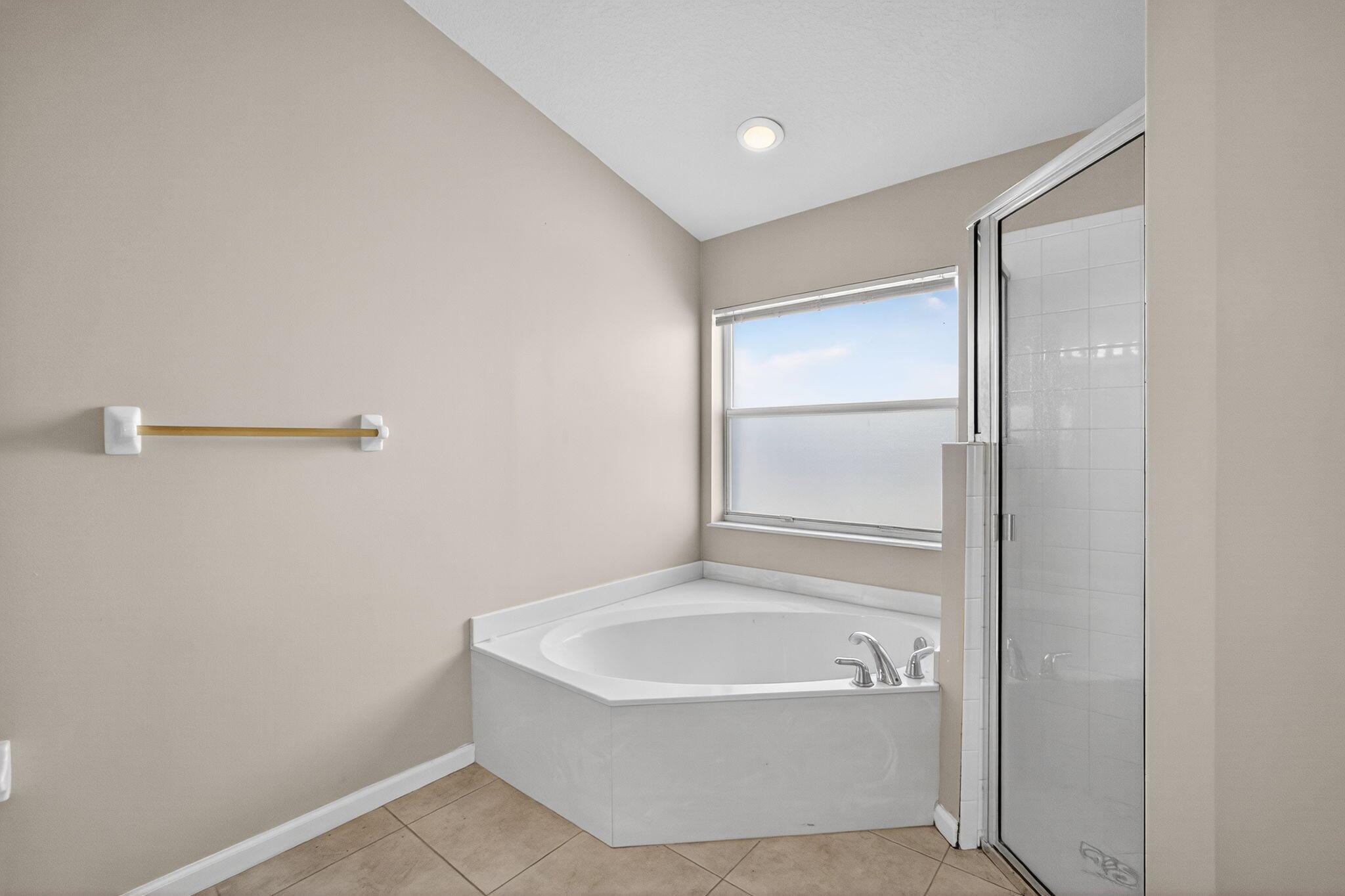 PALM BEACH GARDENS ESTATE - Residential