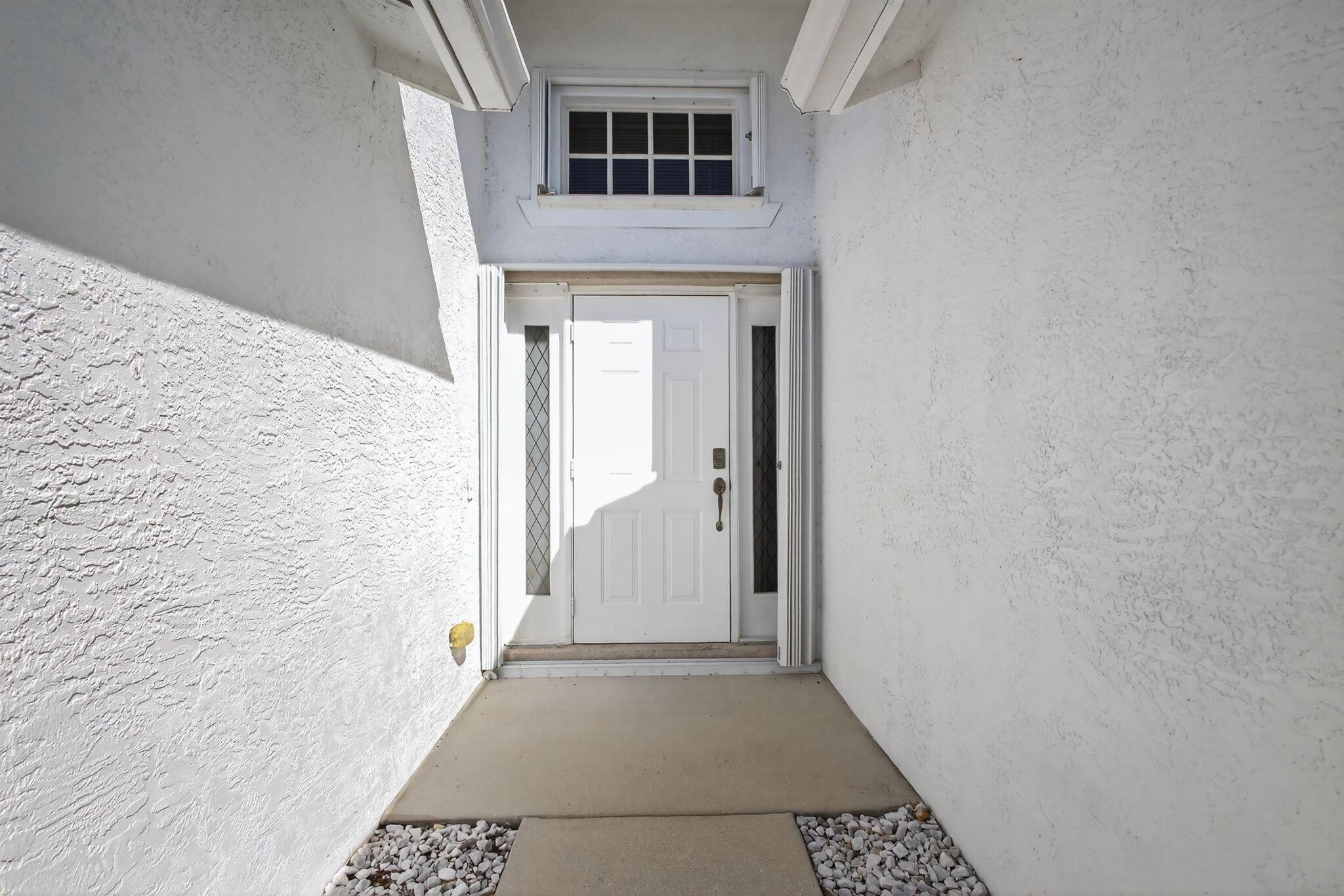 PALM BEACH GARDENS ESTATE - Residential