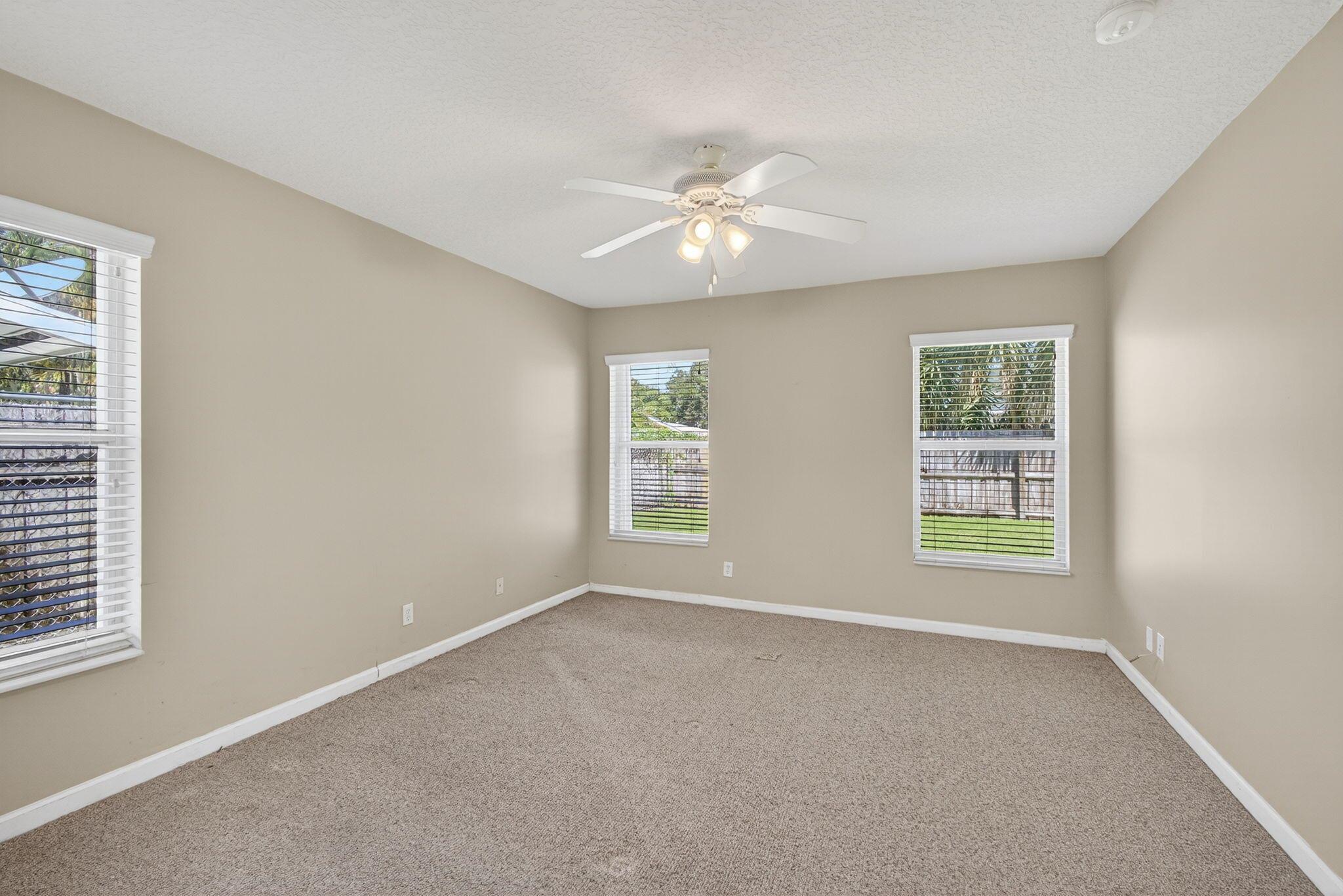 PALM BEACH GARDENS ESTATE - Residential