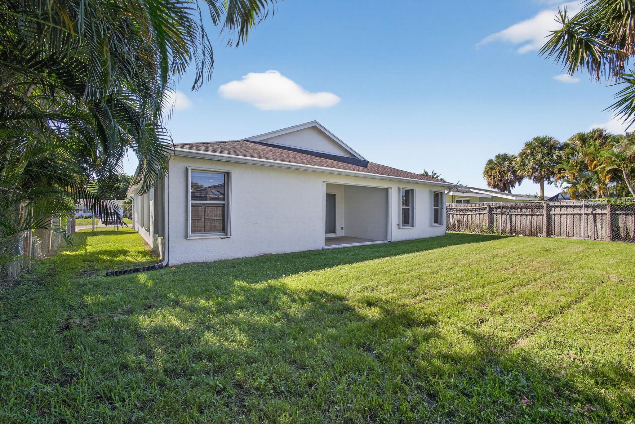 PALM BEACH GARDENS ESTATE - Residential