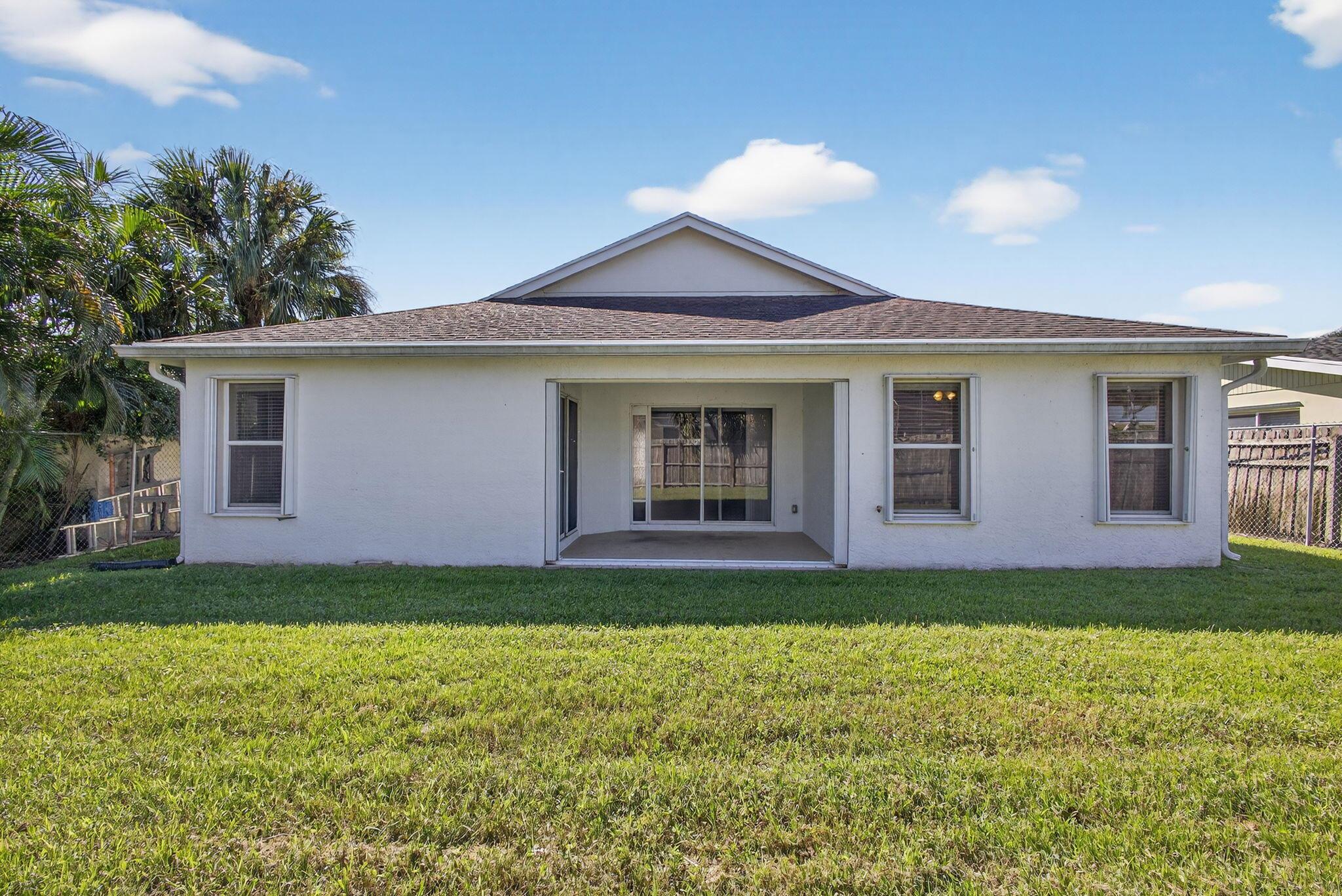 PALM BEACH GARDENS ESTATE - Residential