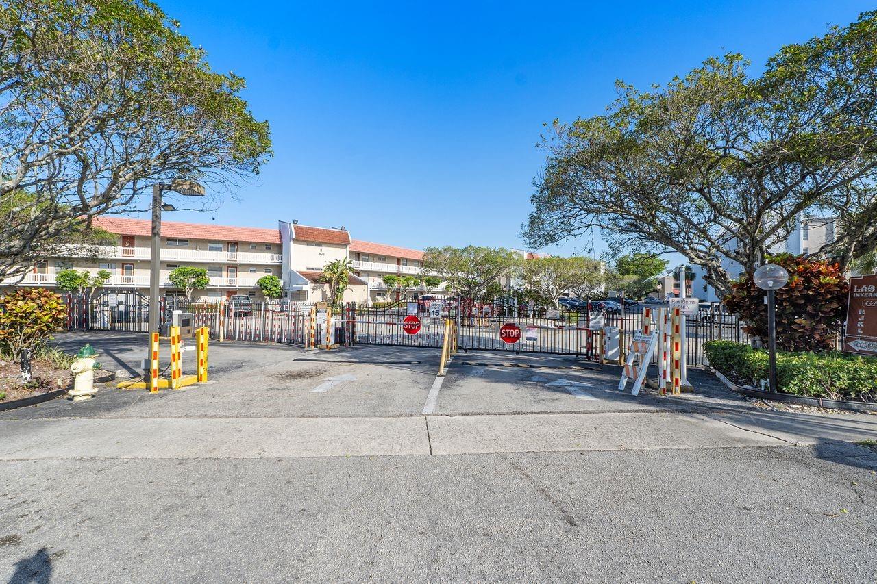 Las Vistas - Residential