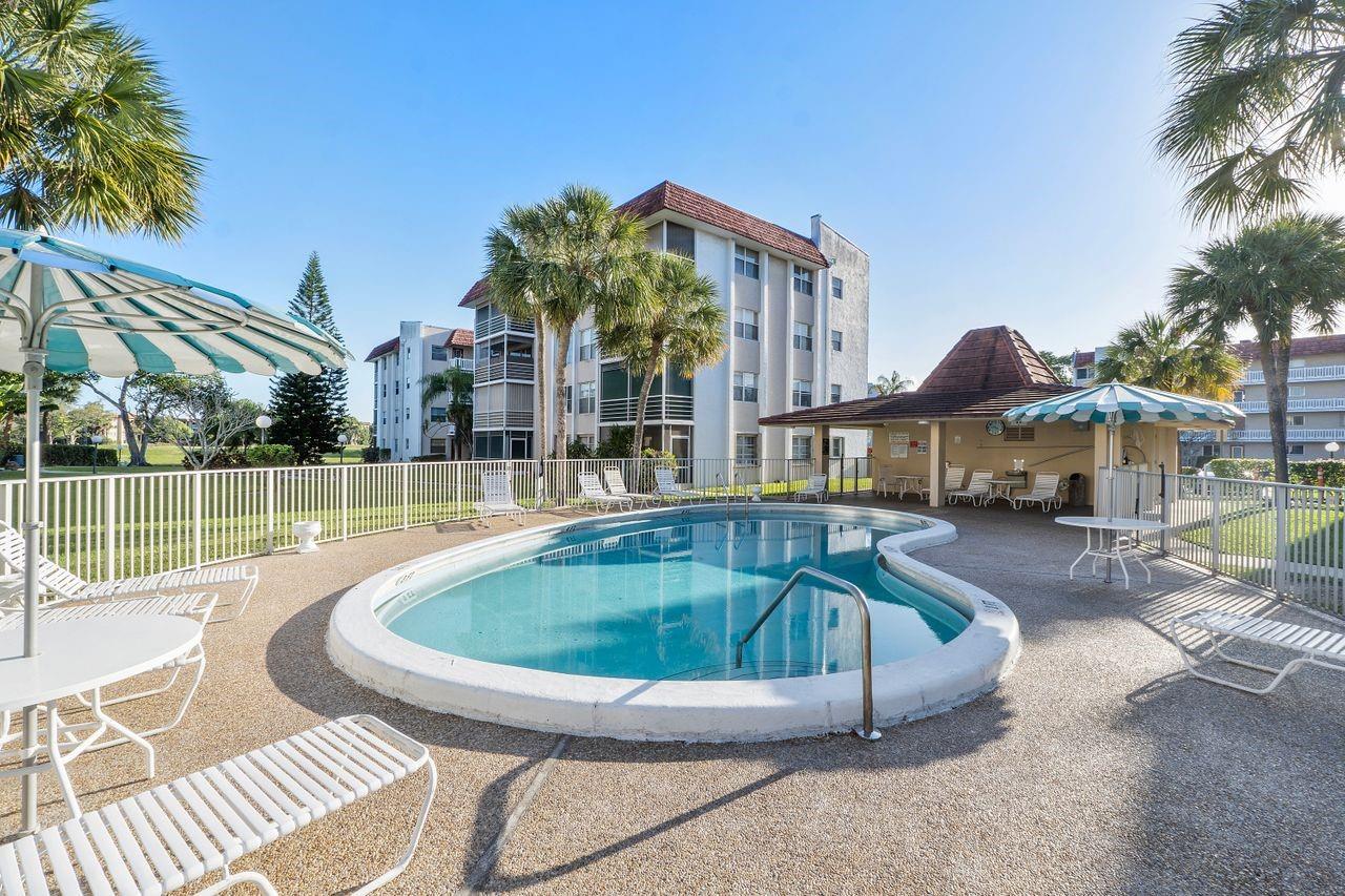 Las Vistas - Residential