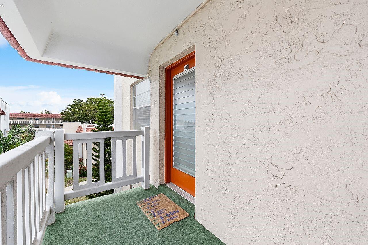 Las Vistas - Residential