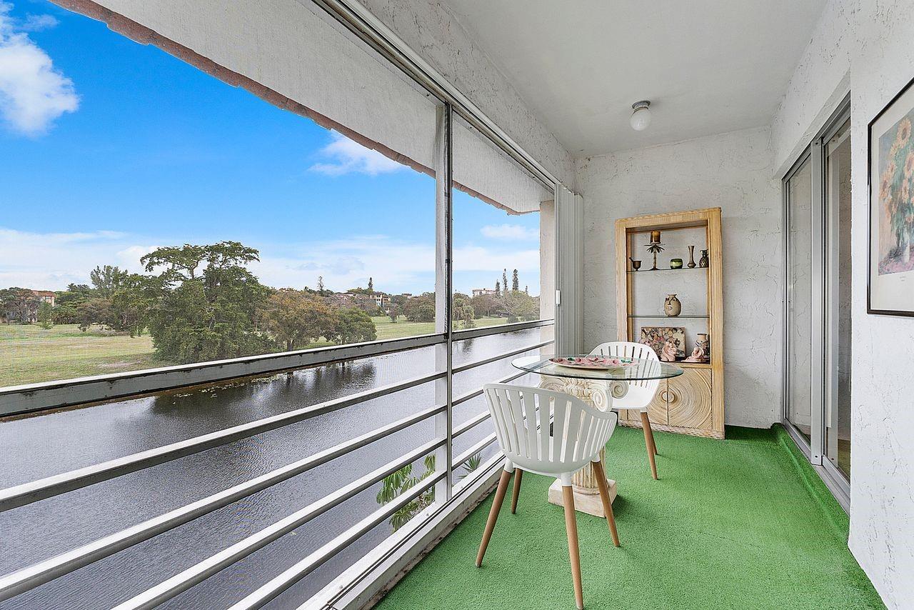 Las Vistas - Residential