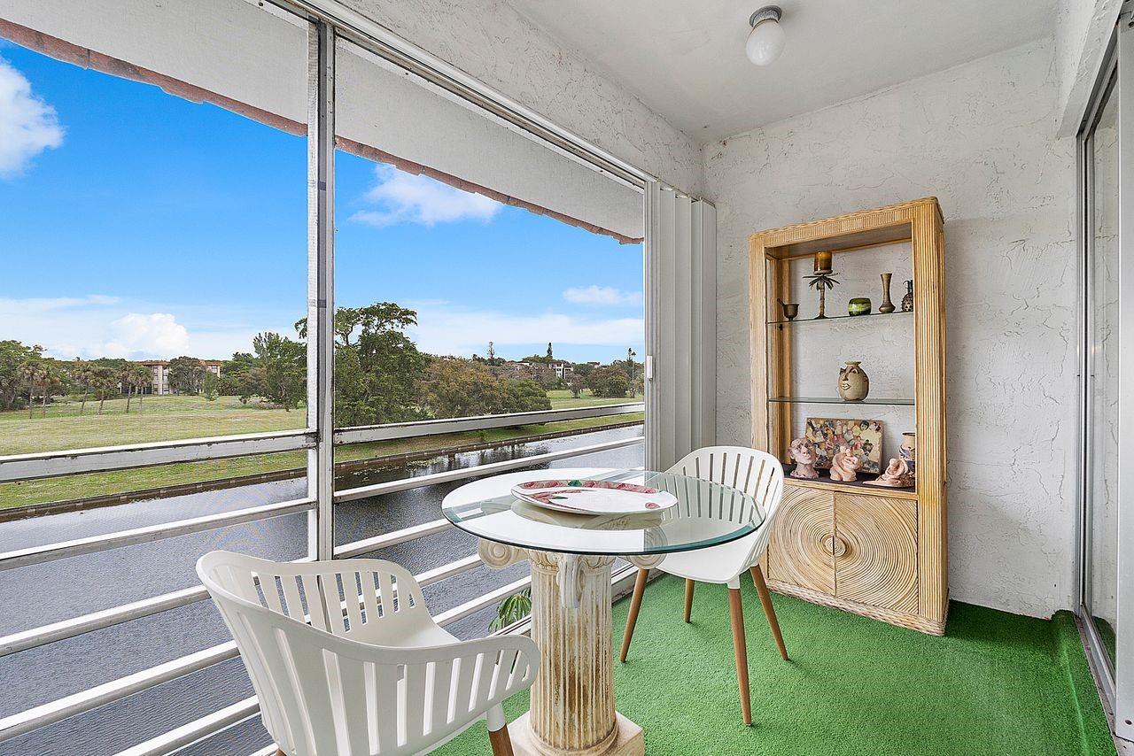 Las Vistas - Residential