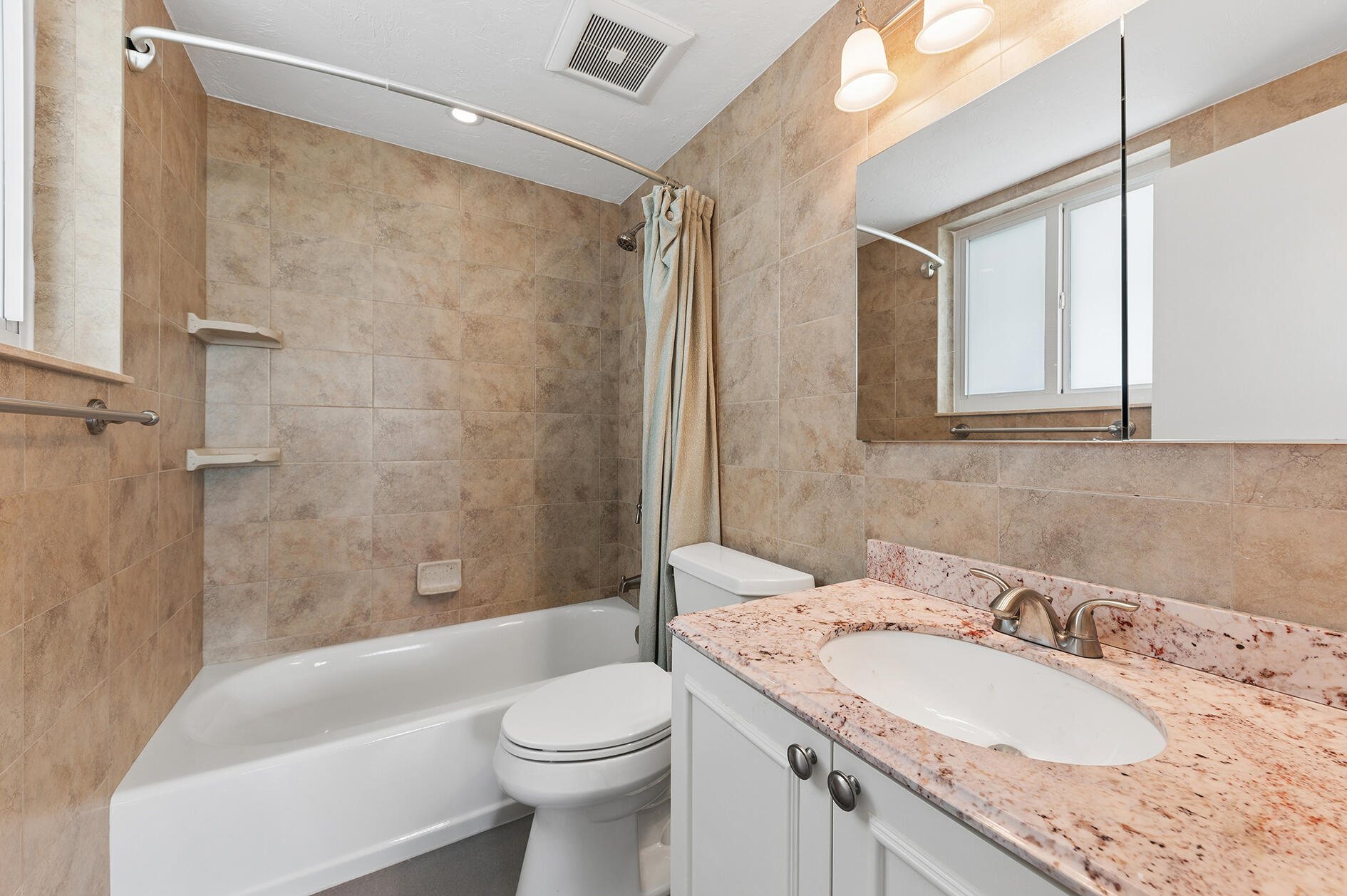 OASIS-NURMI ISLE CO-OP - Residential