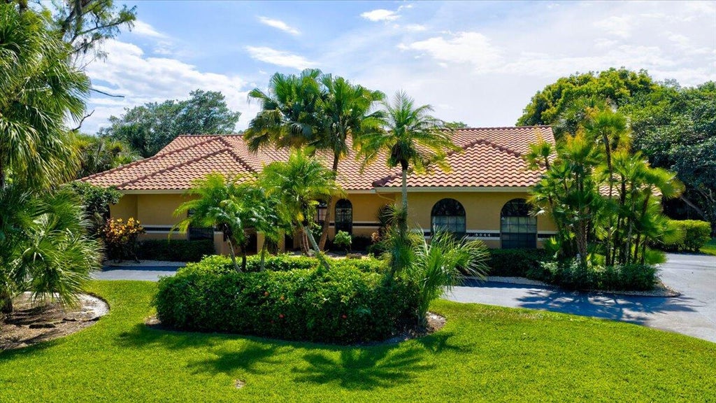 Photo of 5044 NW 81st Avenue, Coral Springs, FL 33067 (MLS # B26042557)