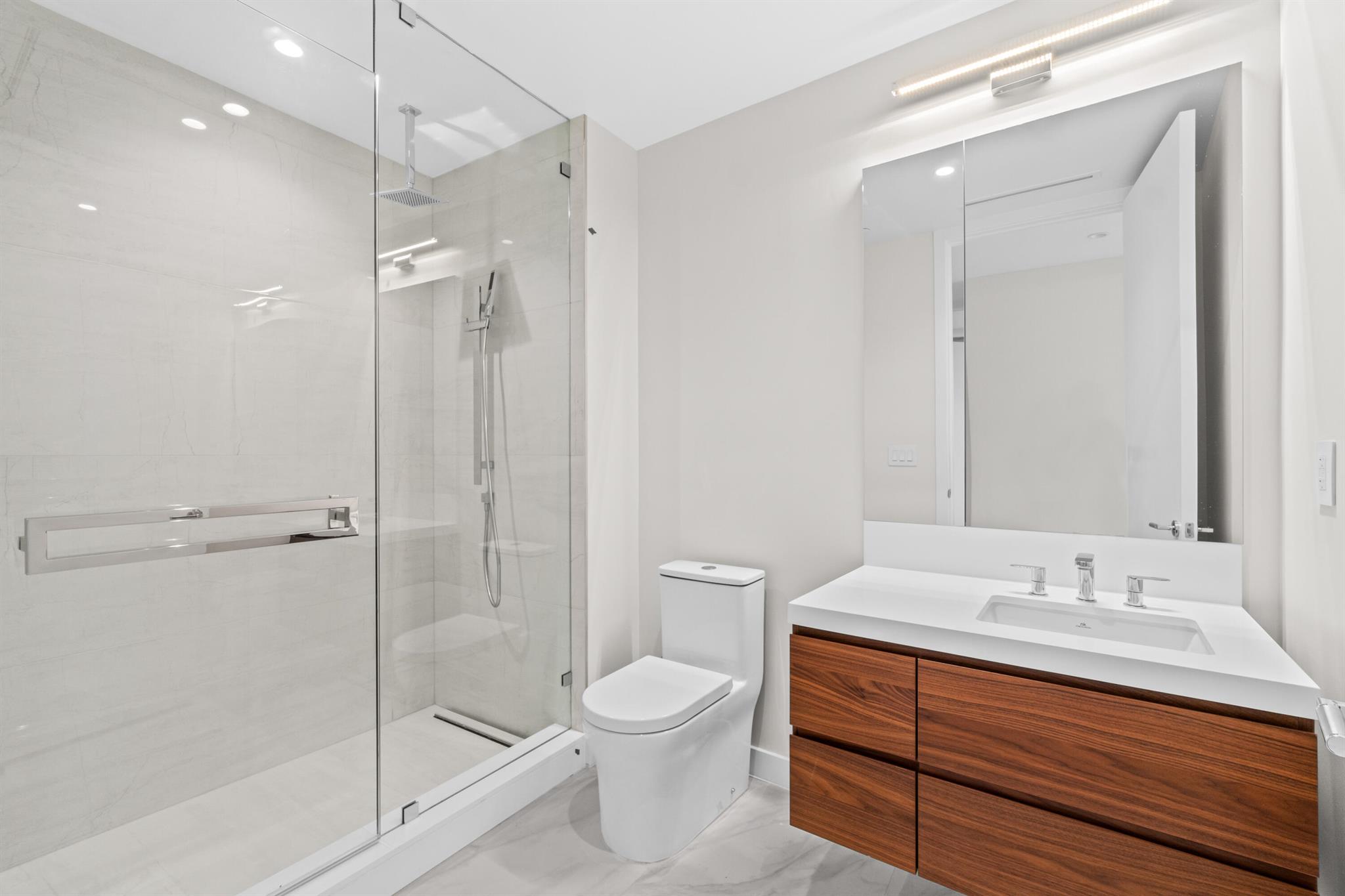 ALINA 220 BOCA RATON COND - Residential