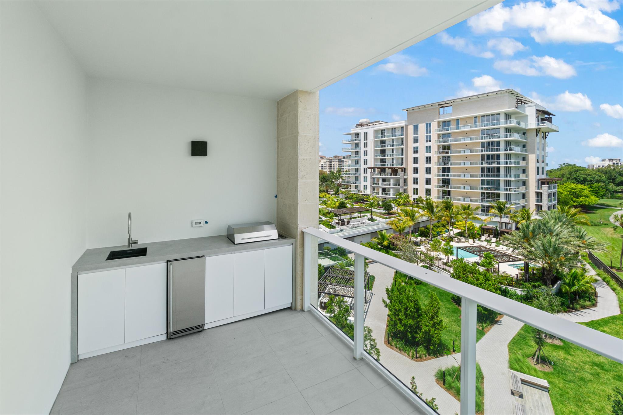 ALINA 220 BOCA RATON COND - Residential