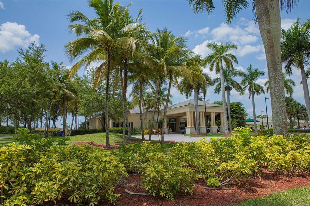 MADISON GREEN 1 - Residential