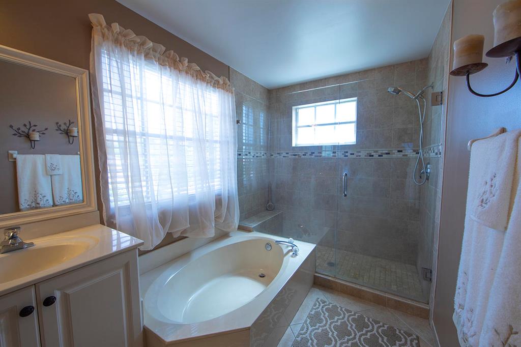 MADISON GREEN 1 - Residential