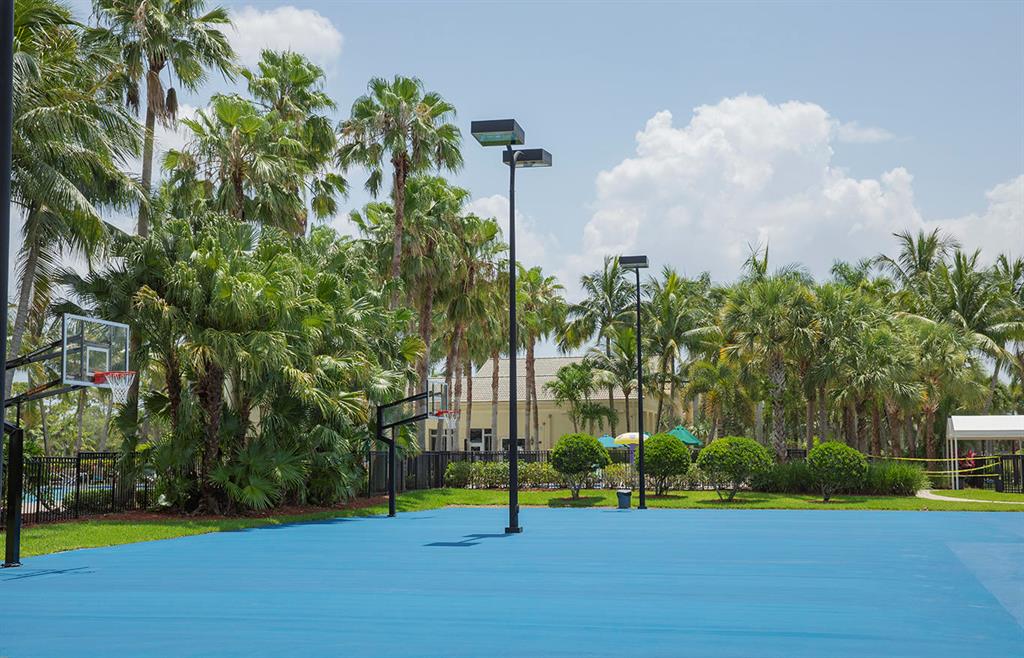 MADISON GREEN 1 - Residential