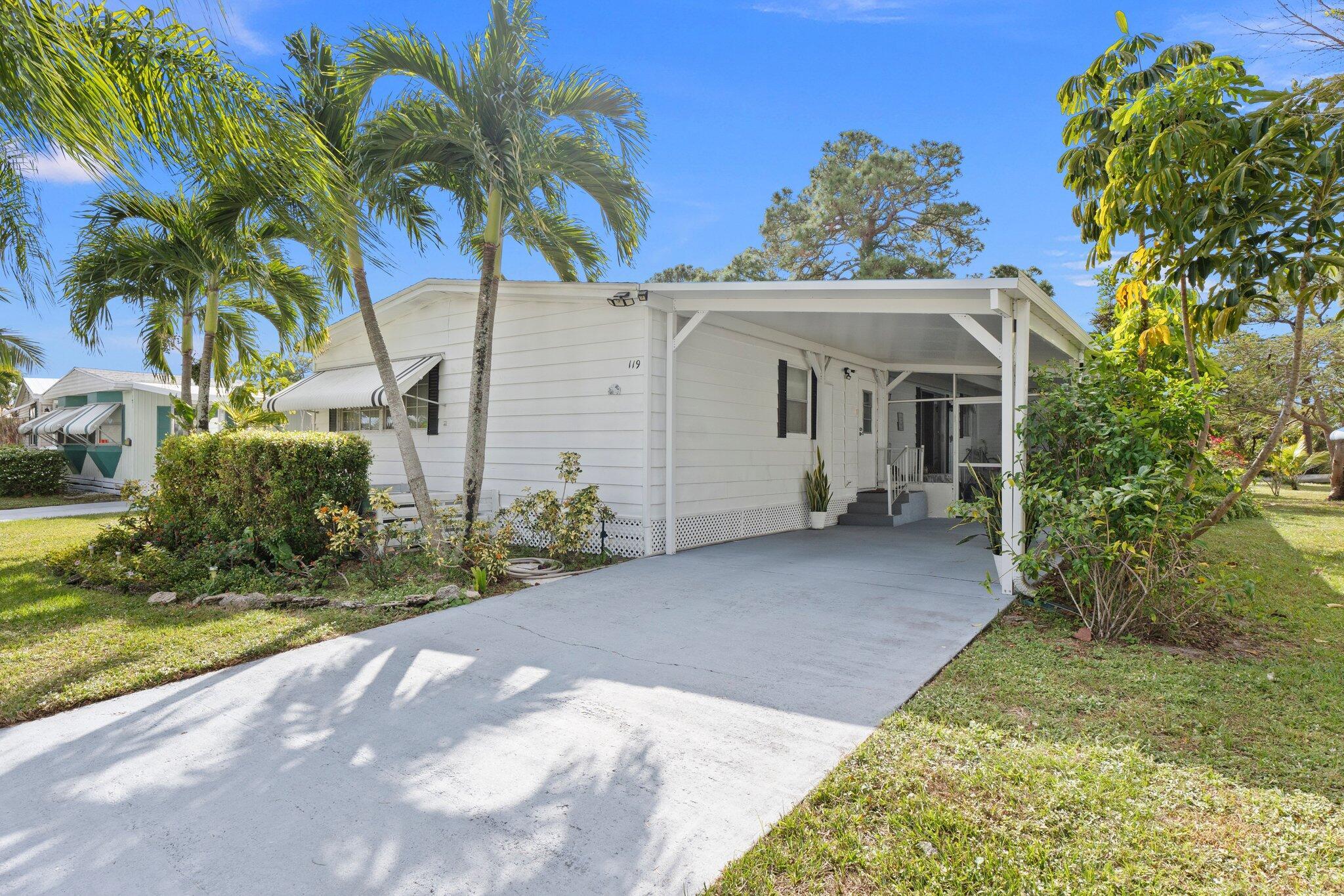 Spanish Lakes Riverfront - Residential