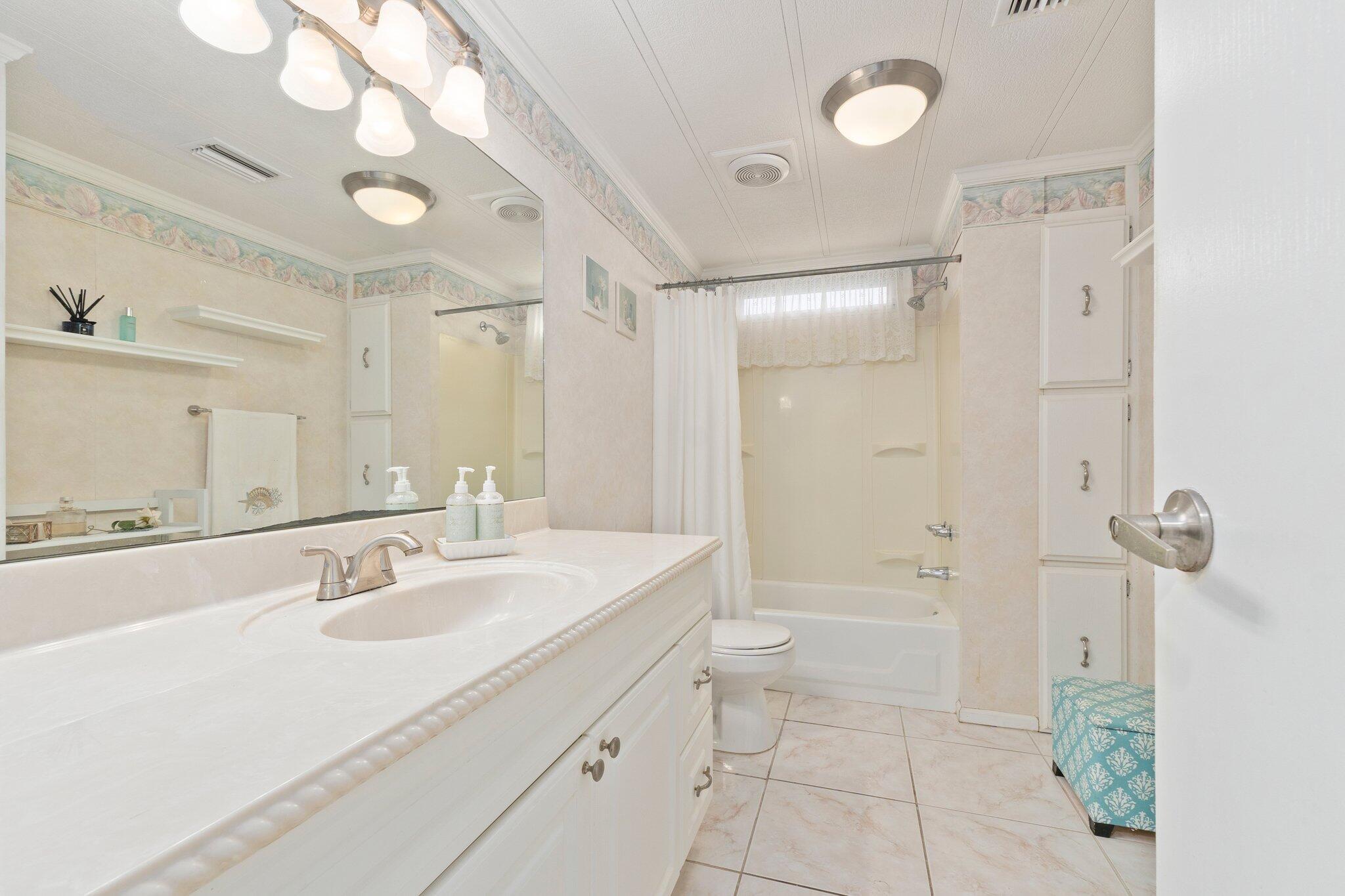 Spanish Lakes Riverfront - Residential