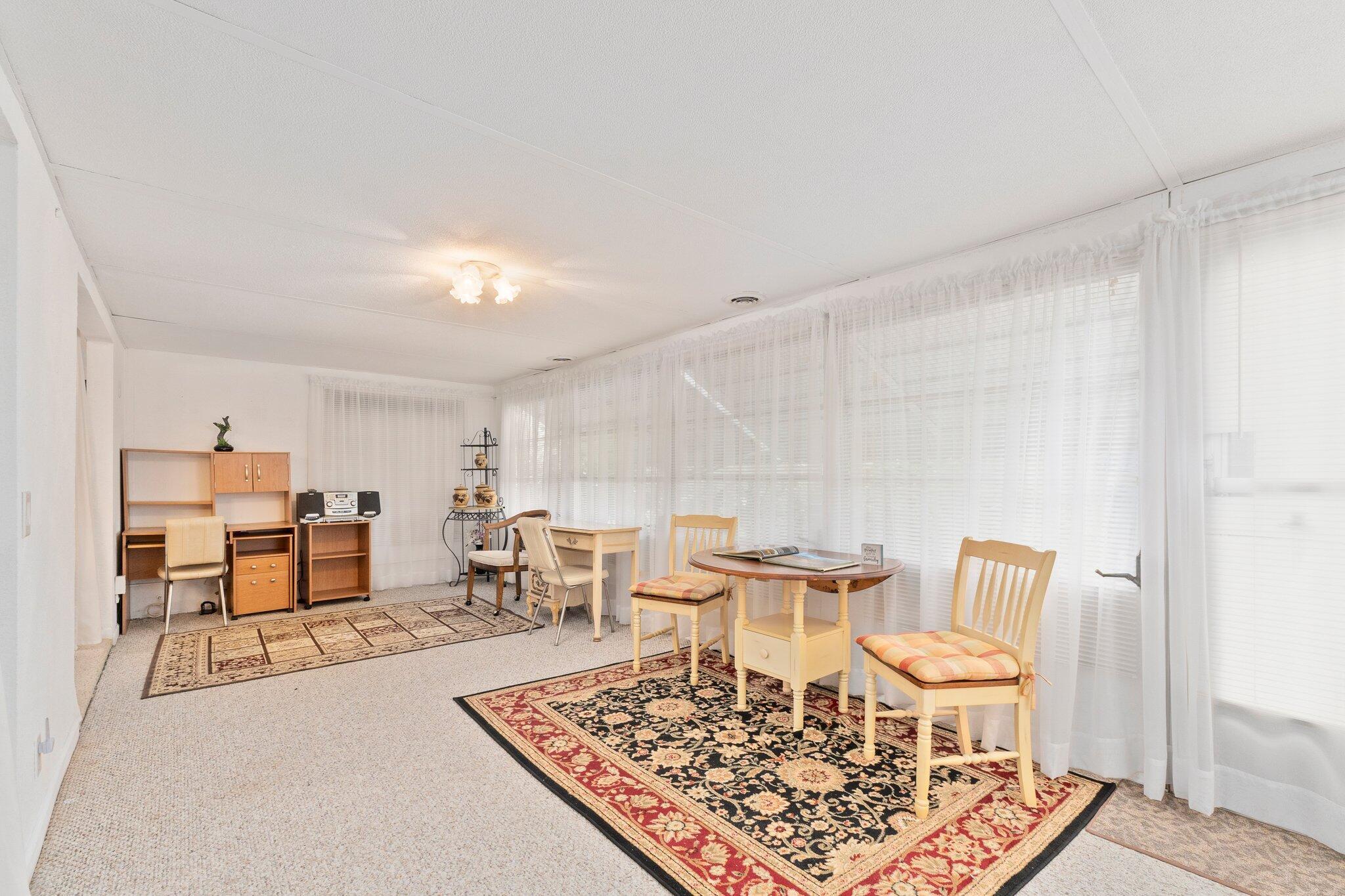 Spanish Lakes Riverfront - Residential