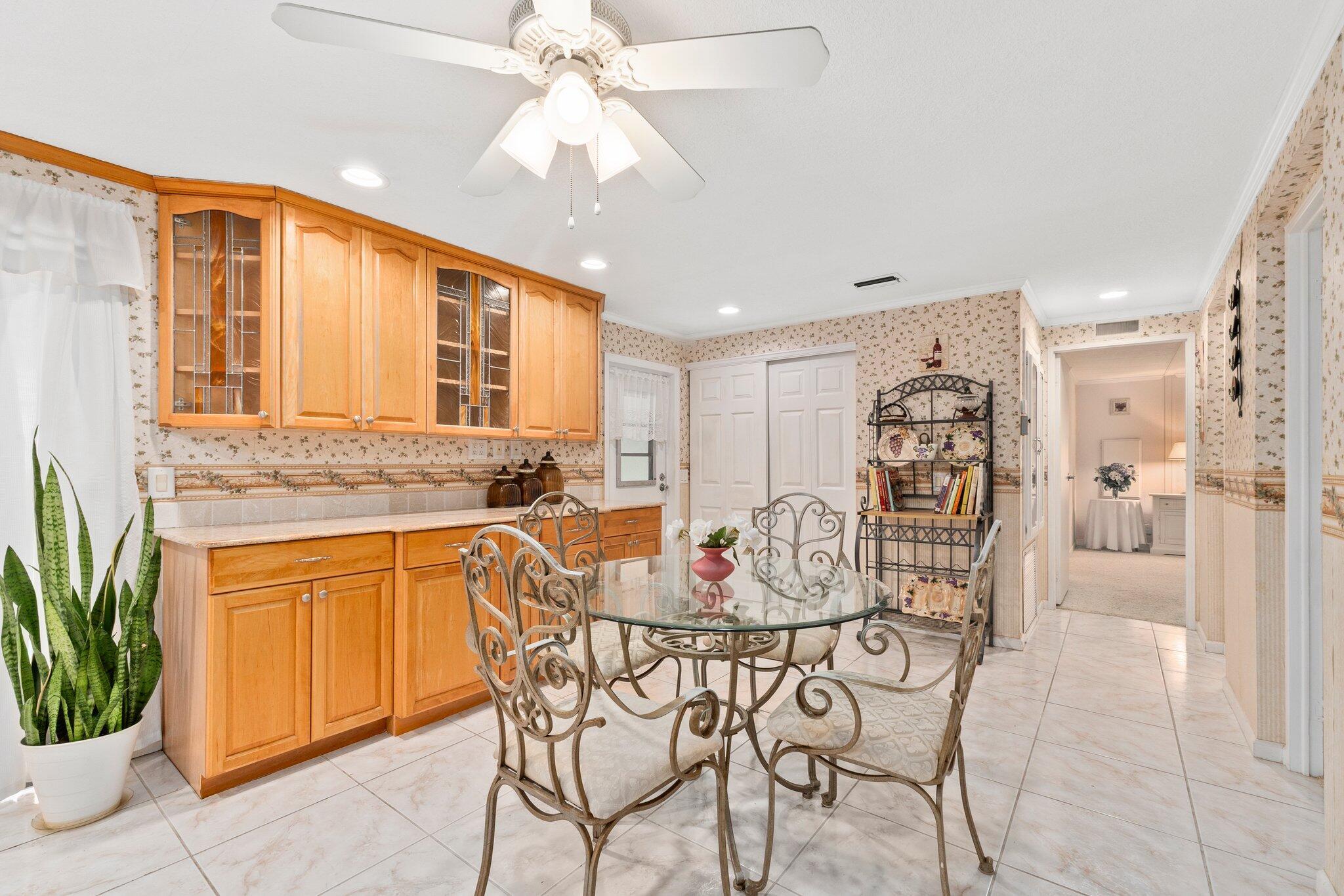 Spanish Lakes Riverfront - Residential