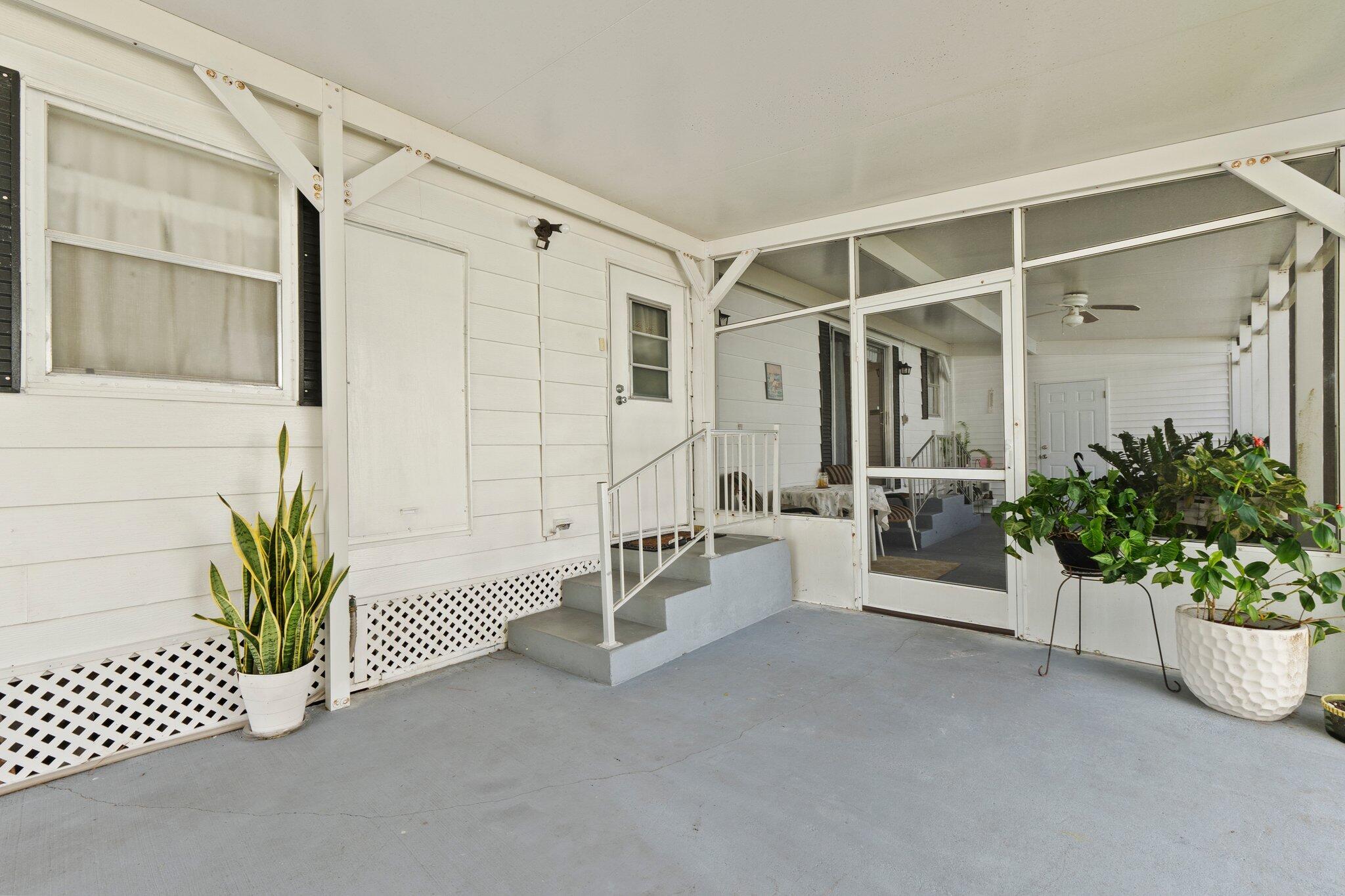 Spanish Lakes Riverfront - Residential