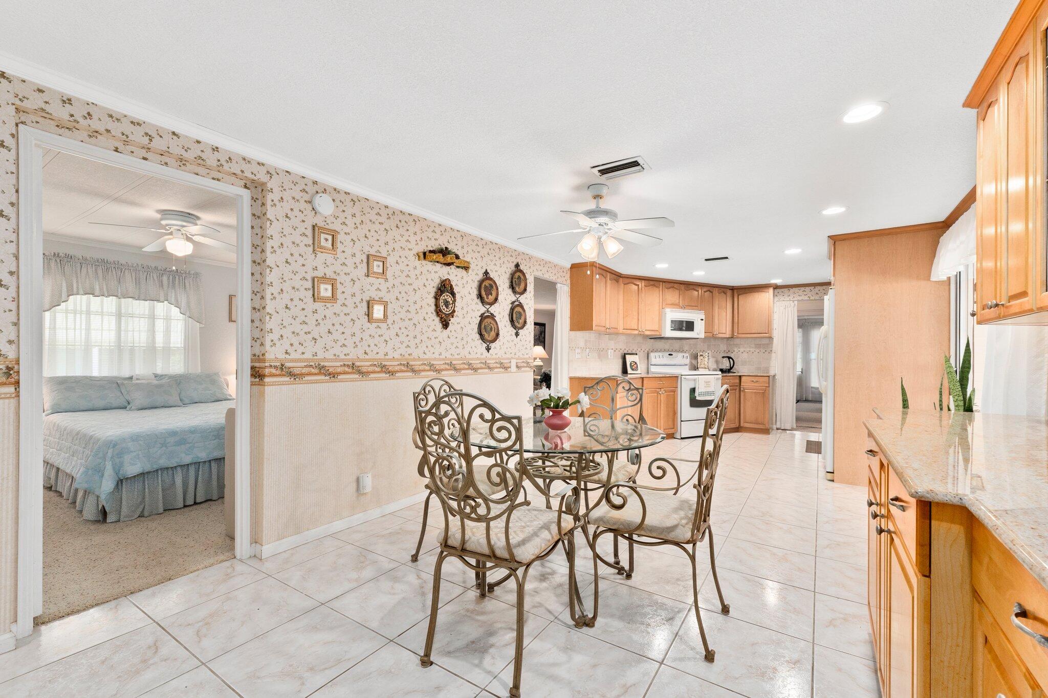 Spanish Lakes Riverfront - Residential