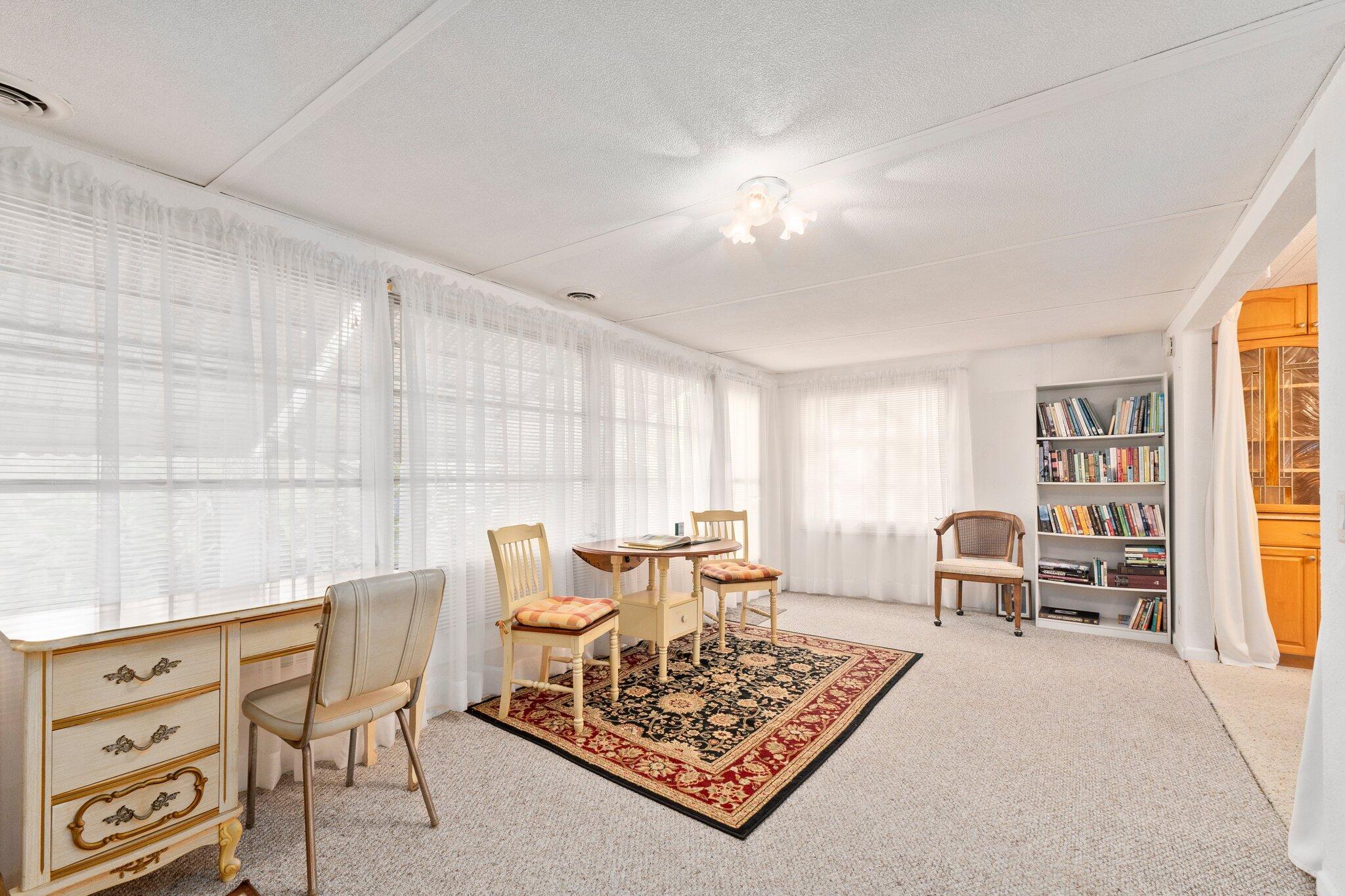 Spanish Lakes Riverfront - Residential