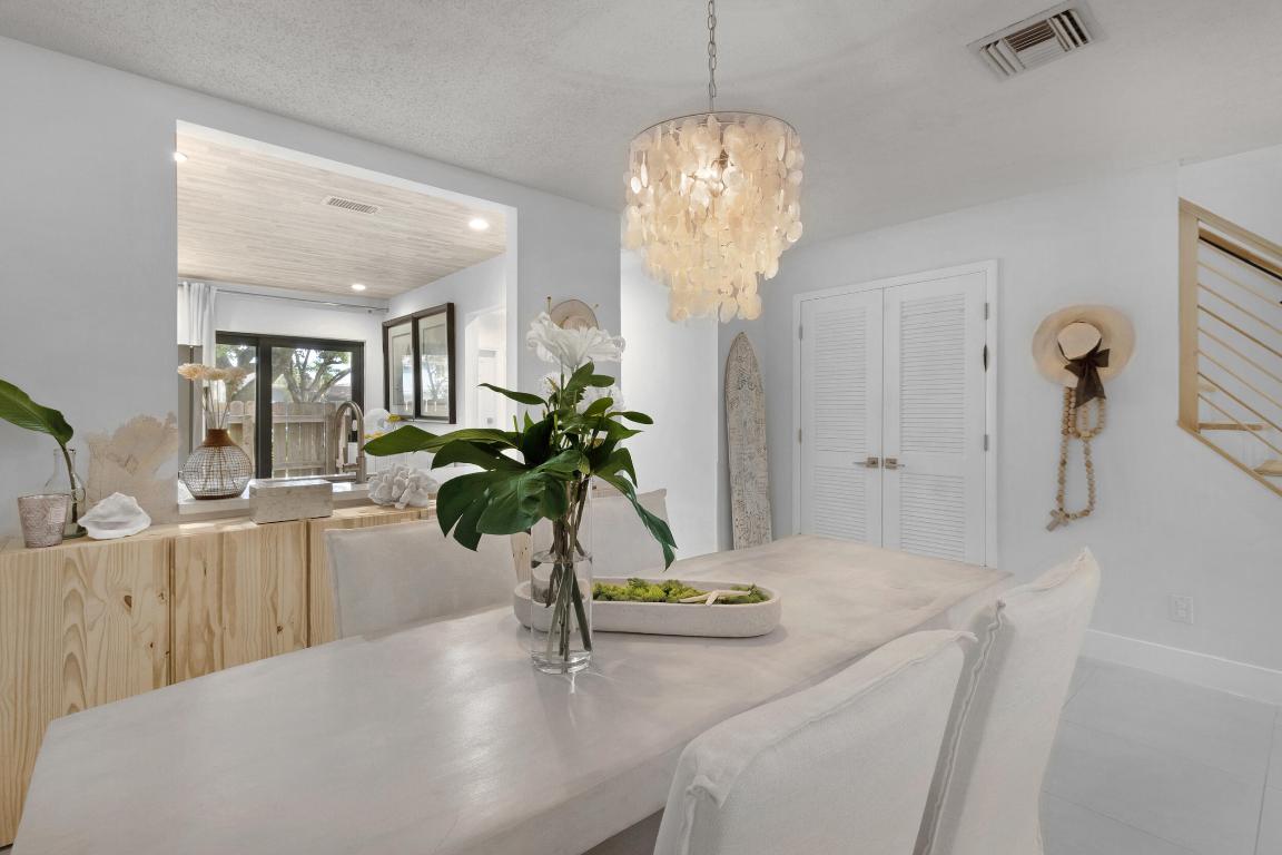 TOWNHOMES OF LIGHTHOUSE POINT - Residential