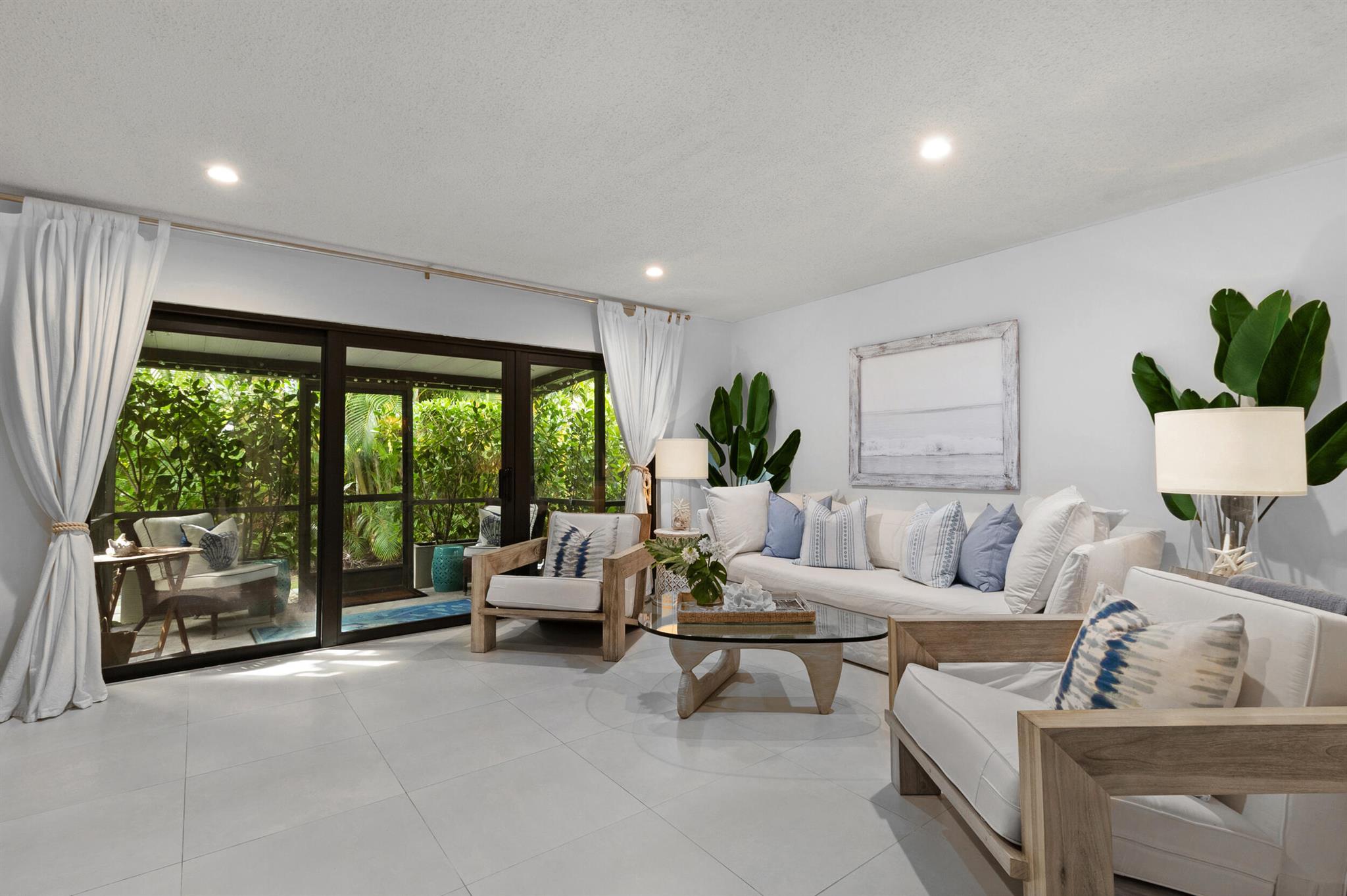 TOWNHOMES OF LIGHTHOUSE P - Residential