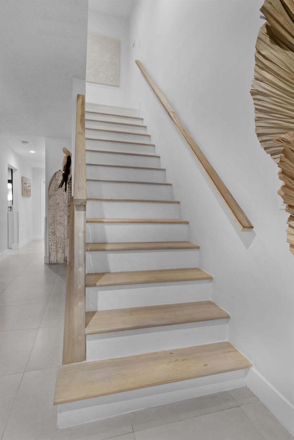 TOWNHOMES OF LIGHTHOUSE P - Residential