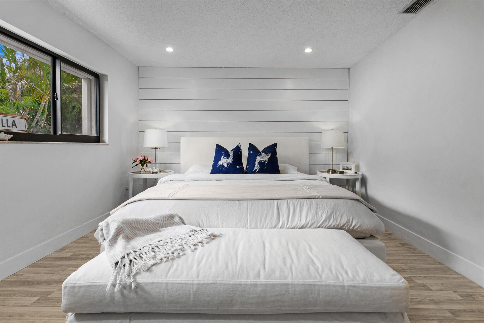 TOWNHOMES OF LIGHTHOUSE P - Residential