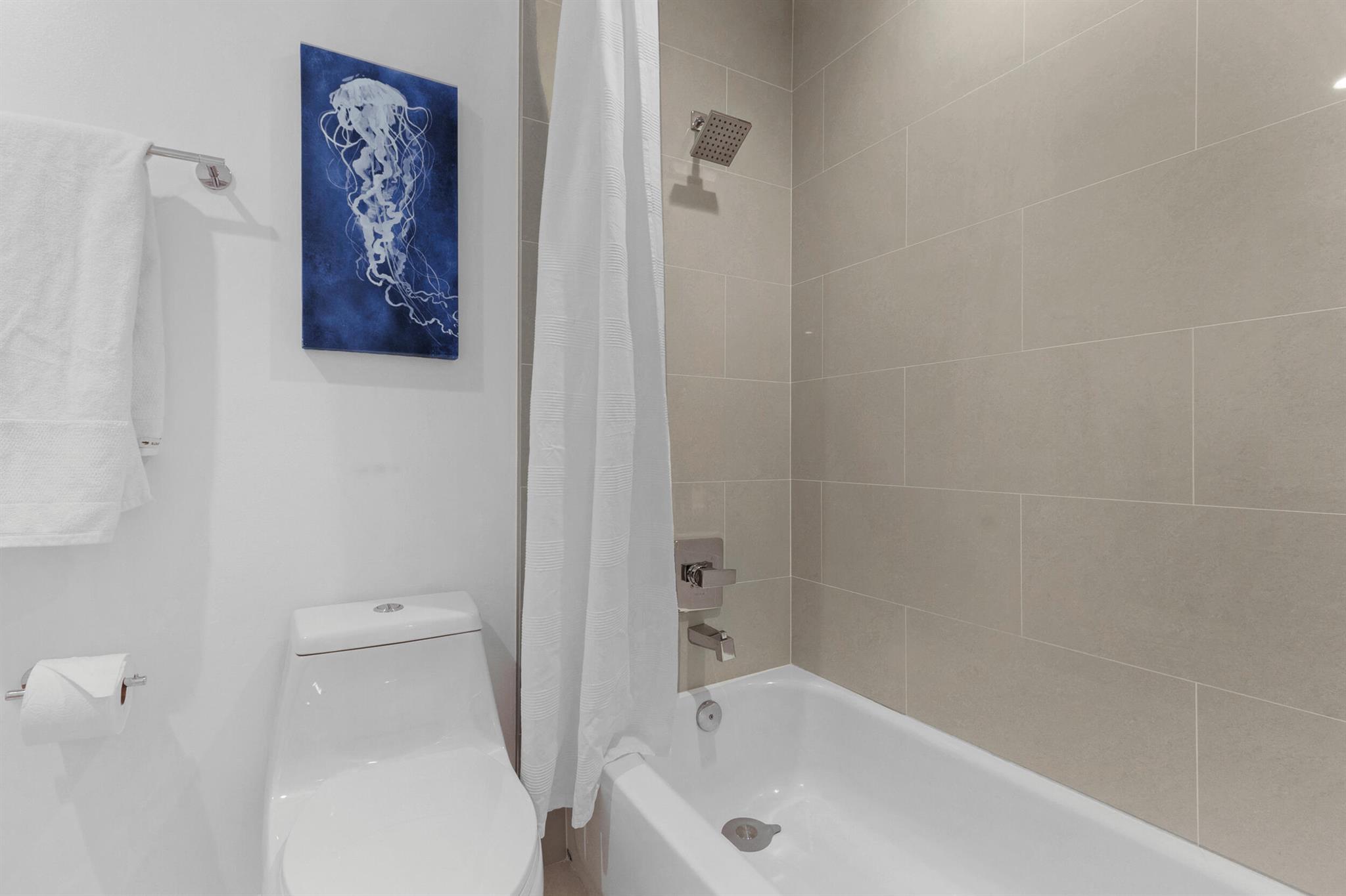 TOWNHOMES OF LIGHTHOUSE P - Residential