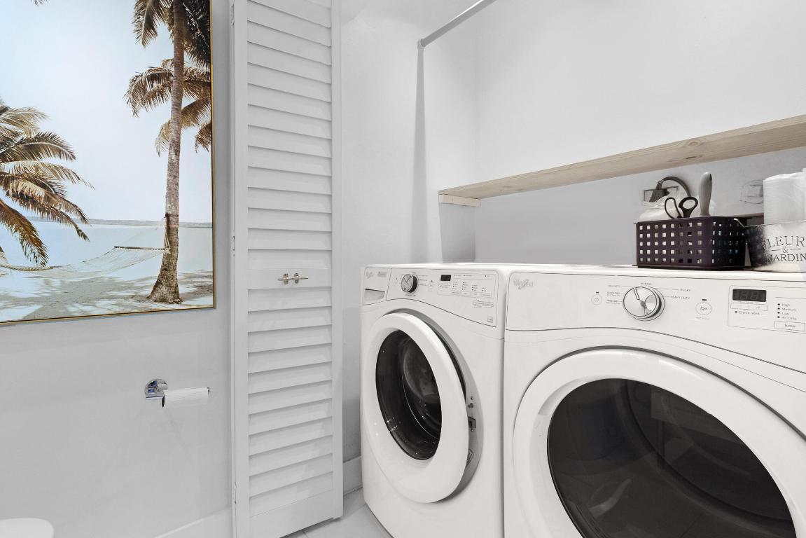 TOWNHOMES OF LIGHTHOUSE POINT - Residential