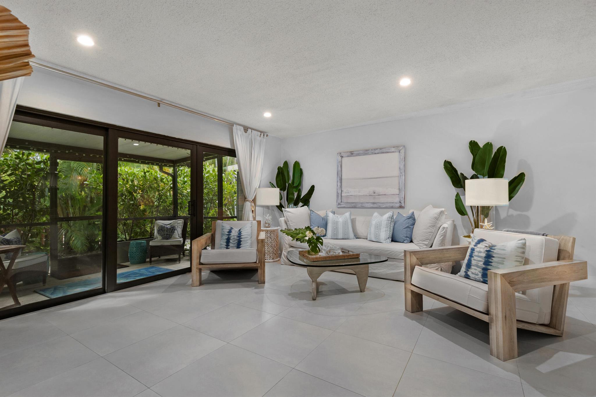 TOWNHOMES OF LIGHTHOUSE P - Residential