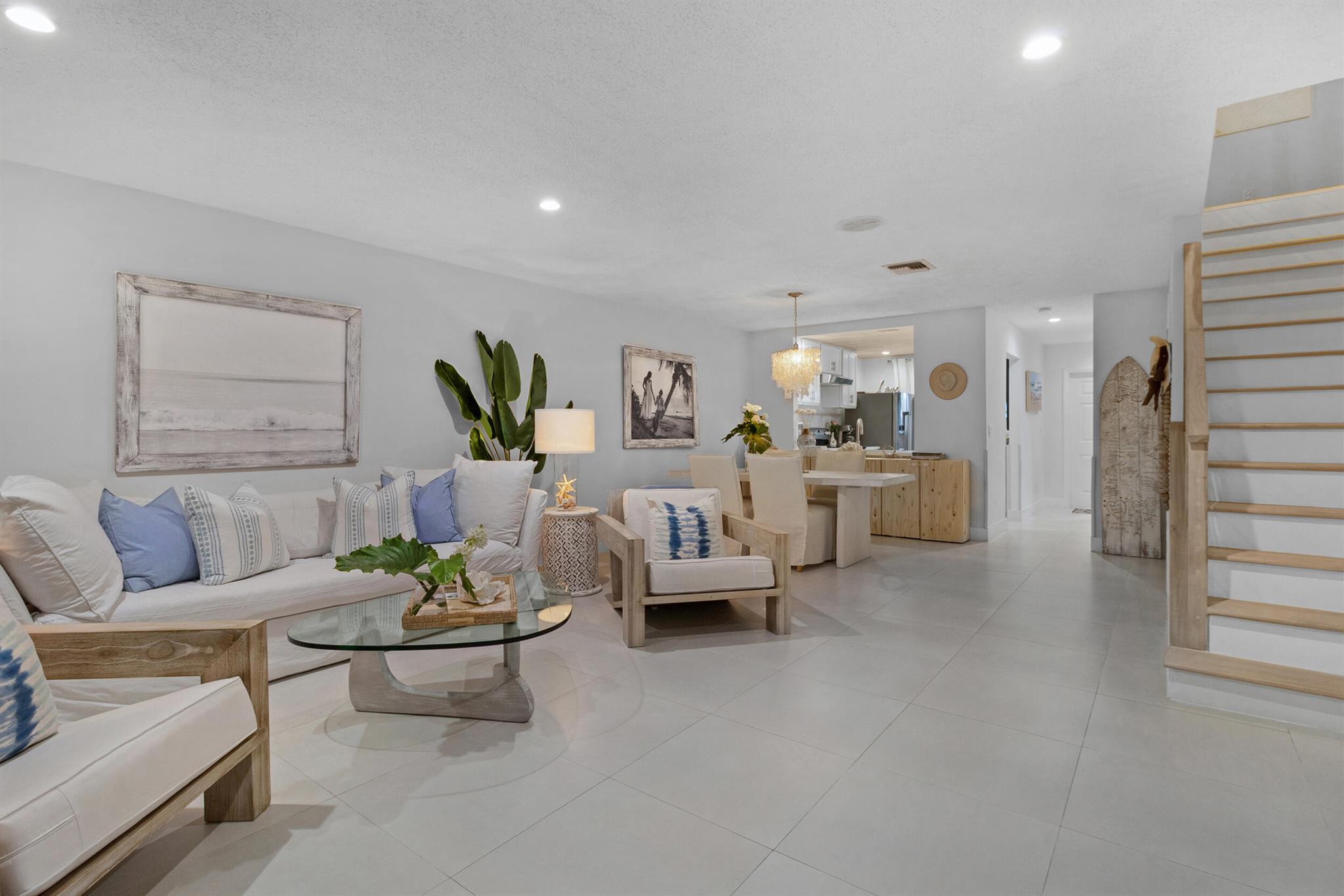 TOWNHOMES OF LIGHTHOUSE P - Residential