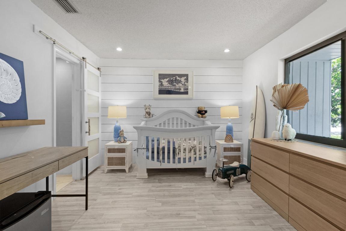 TOWNHOMES OF LIGHTHOUSE POINT - Residential