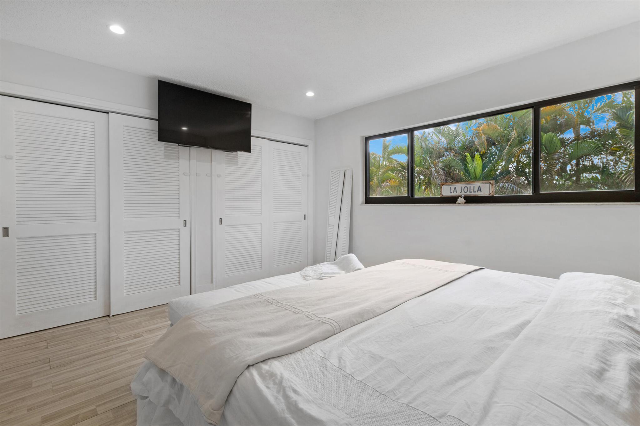 TOWNHOMES OF LIGHTHOUSE P - Residential