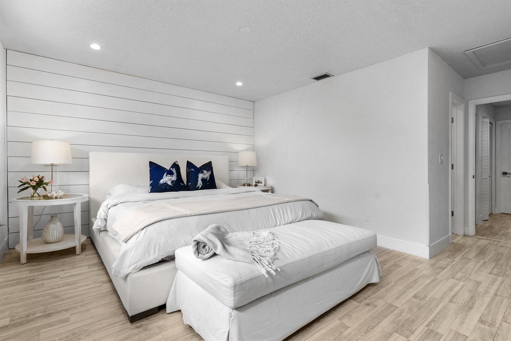 TOWNHOMES OF LIGHTHOUSE P - Residential