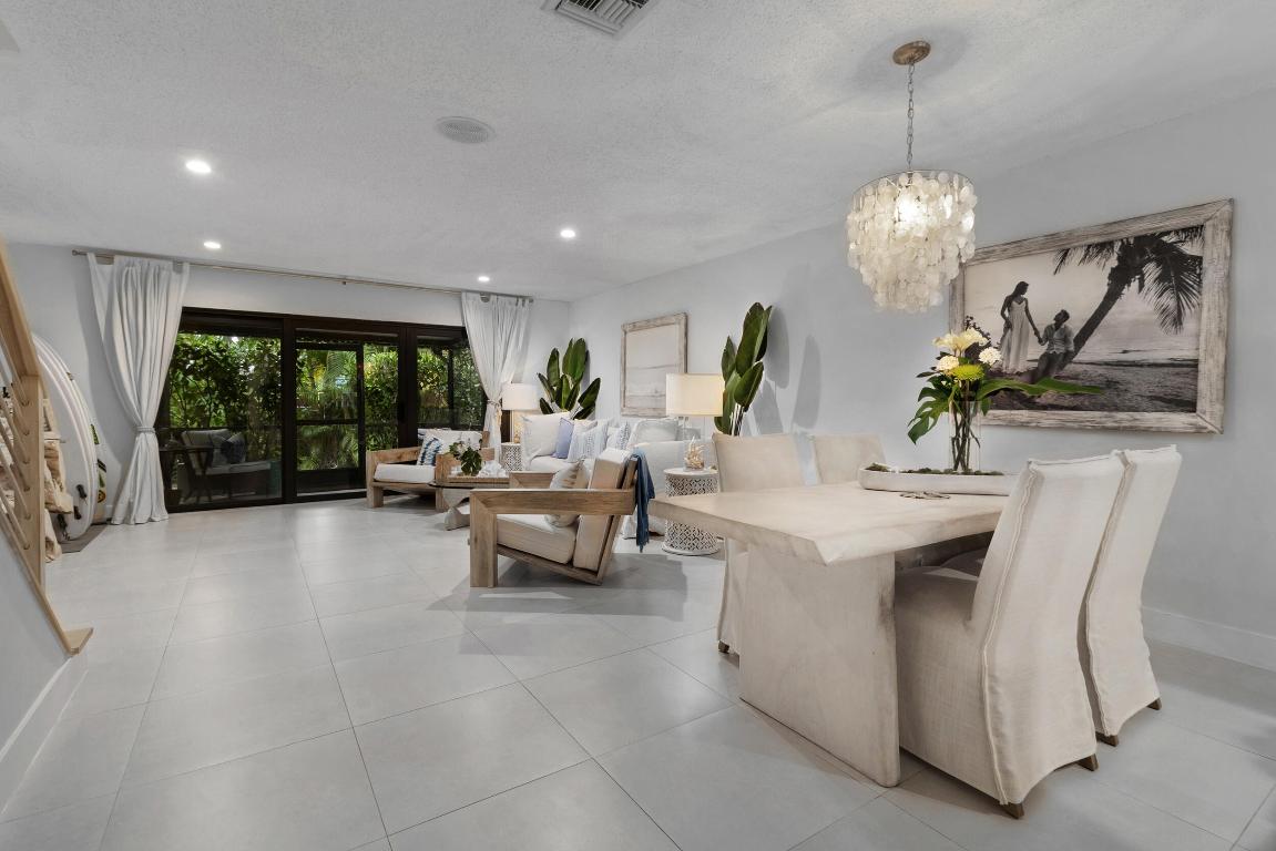 TOWNHOMES OF LIGHTHOUSE POINT - Residential